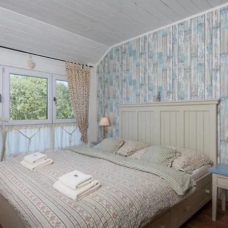 Stribrny Vitr (adults Only)